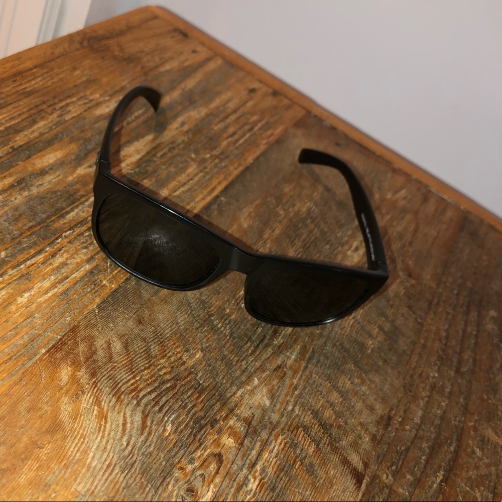 Nomad | Men's Polarized Black Sunglasses